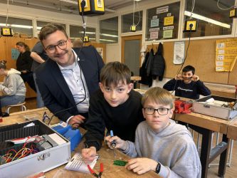 SET – SCHÜLER ENTDECKEN TECHNIK an der Mittelschule Dingolfing