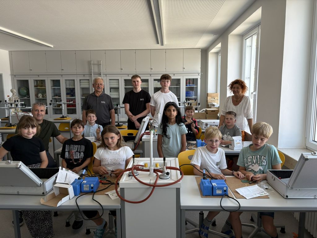SET – Schüler entdecken Technik an der Dr.-Johann-Stadler-Grund- und Mittelschule Parkstetten