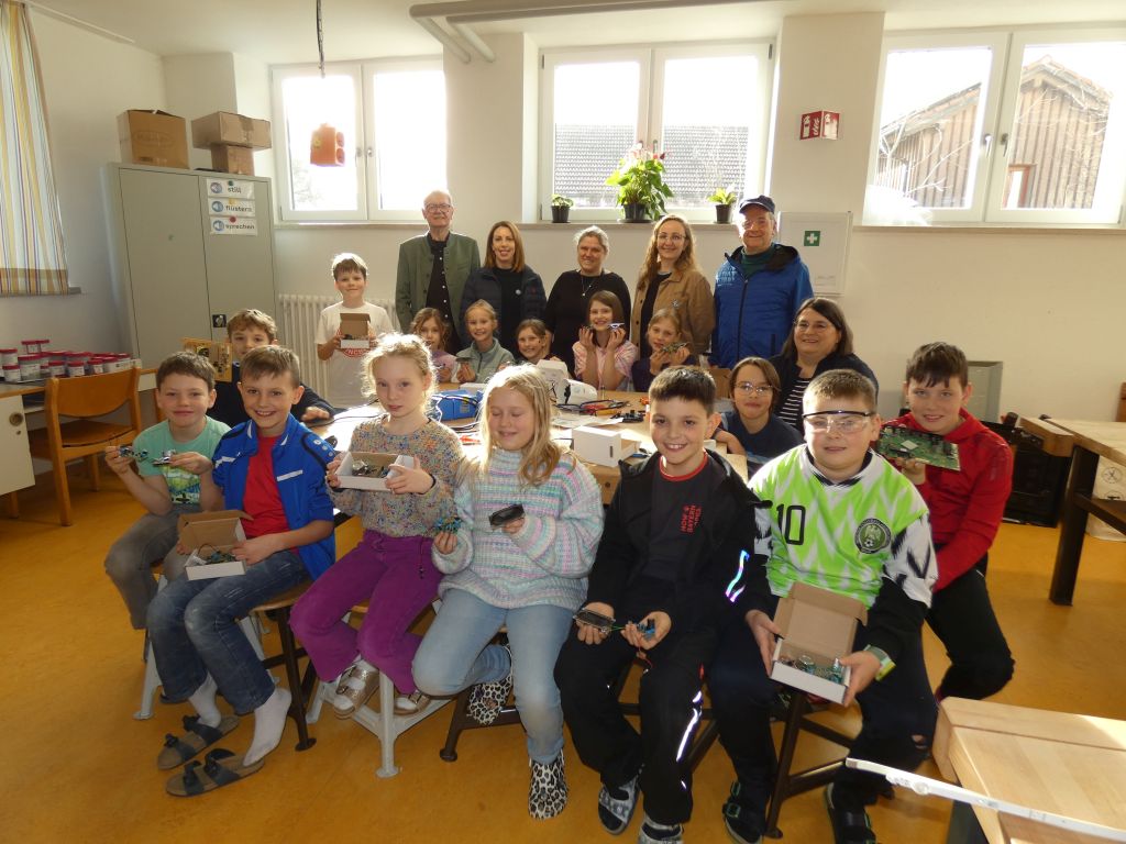 SET – Schüler entdecken Technik - Grundschule Kollnburg