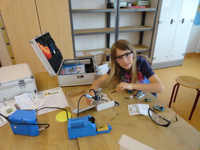 SET - SCHÜLER ENTDECKEN TECHNIK an der Grundschule Michelsneukirchen