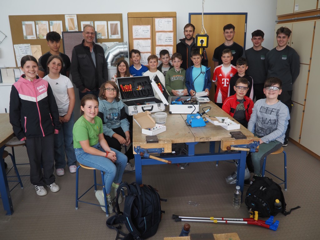 SET – SCHÜLER ENTDECKEN TECHNIK an der Grundschule Reisbach