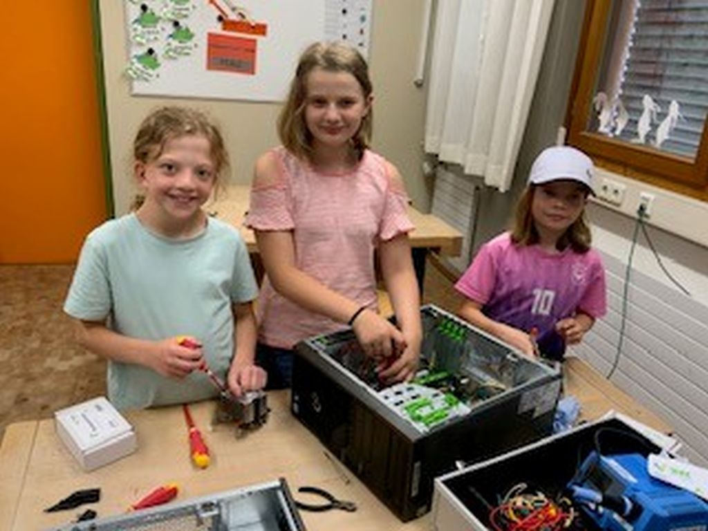 SET – SCHÜLER ENTDECKEN TECHNIK an der Franziska-Umfahrer-Grundschule Schrobenhausen