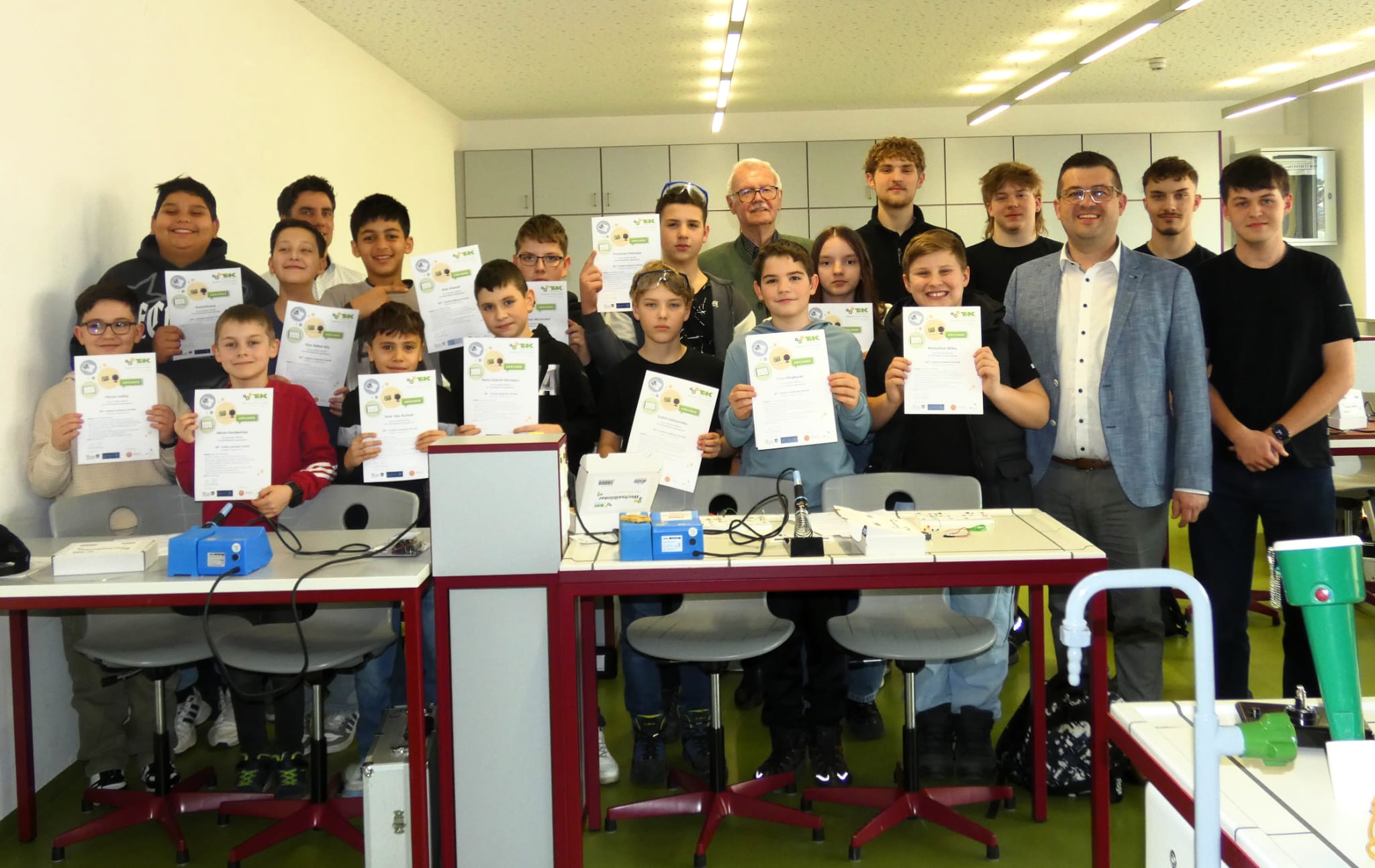 SET – Schüler entdecken Technik - Mittelschule Regen