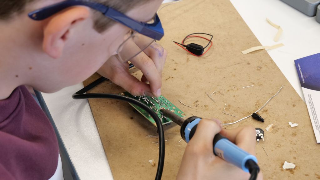 SET – SCHÜLER ENTDECKEN TECHNIK an der Realschule Viechtach