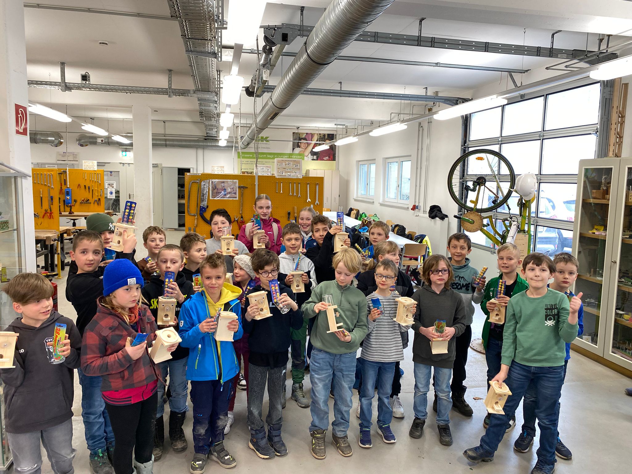 TECHNIKFERIEN - Baue deinen eigenen Süssigkeitsautomat im Technikhaus Deggendorf