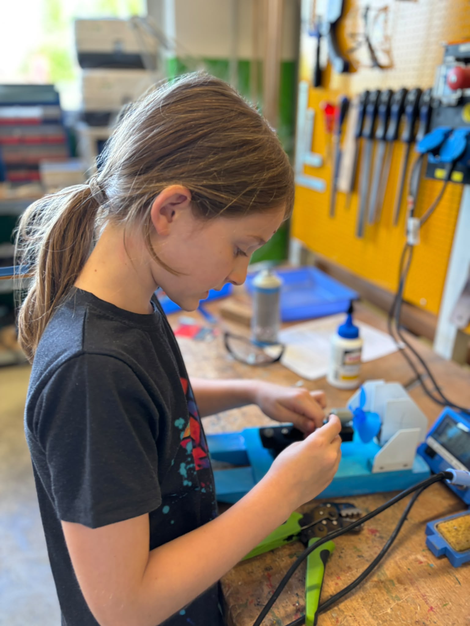 TECHNIKFERIEN – Volle Kraft voraus mit dem eigenen Propeller-Katamaran im Technikhaus Straubing 🚤