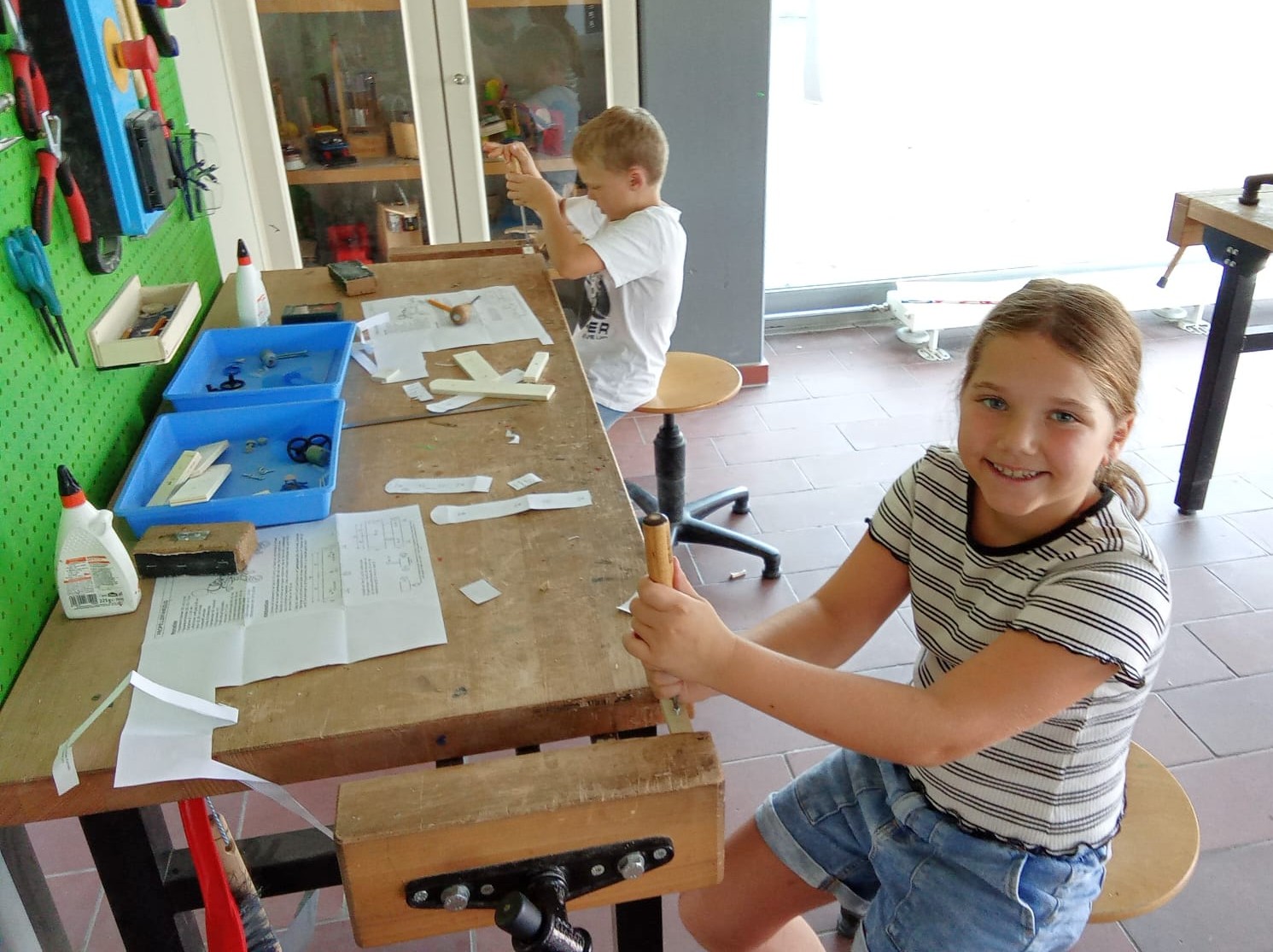 TECHNIKFERIEN - Propellerfahrzeug bauen im Technikhaus Dingolfing