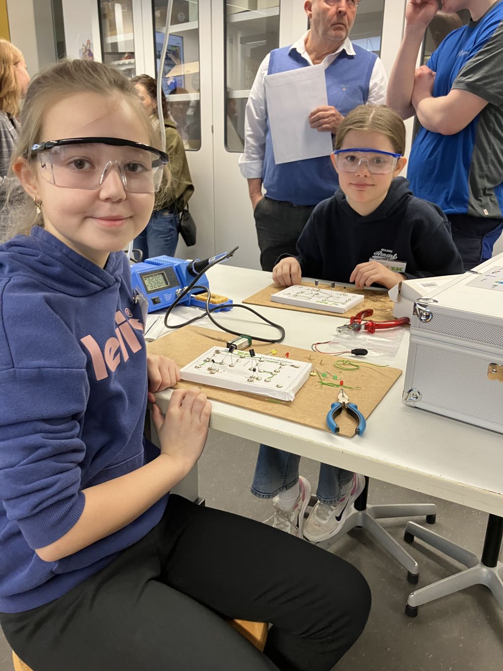 SET – Schüler entdecken Technik - Realschule Arnstorf und an der Closen-Mittelschule Arnstorf