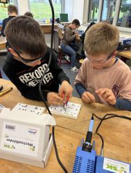 SET – SCHÜLER ENTDECKEN TECHNIK - Grund- und Mittelschule Wernberg-Köblitz