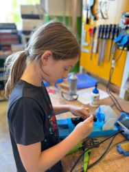 TECHNIKFERIEN – Volle Kraft voraus mit dem eigenen Propeller-Katamaran im Technikhaus Straubing 🚤