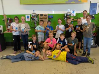 TECHNIKFERIEN im Technikhaus Straubing - Kirchrother Kids bauen einen Tischlüfter