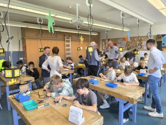 SET – SCHÜLER ENTDECKEN TECHNIK an der Grundschule Zwiesel