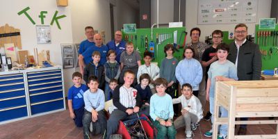 TECHNIKHAUS DINGOLFING - Bürgermeister Valentin Walk zu Besuch