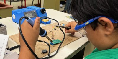 SET – Schüler entdecken Technik an der Albert-Schweitzer-Realschule Regensburg