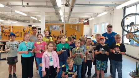 TECHNIKFERIEN im Technikhaus Deggendorf – Baue deinen eigenen Solar-Schmetterling