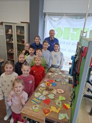 TECHNIKFERIEN - Mache deine eigene Osterdeko im Technikhaus Dingolfing