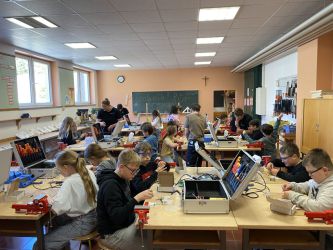 SET – Schüler entdecken Technik an der Grundschule Runding