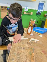TECHNIKFERIEN - Baue deinen eigenen LED-Osterhasen im Technikhaus Straubing