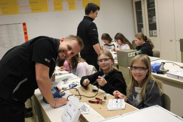 SET – SCHÜLER ENTDECKEN TECHNIK an der Mittelschule Osterhofen - wieder ein voller Erfolg