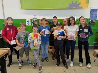 TECHNIKFERIEN im TfK-Technikhaus Straubing – Baue dein eigenes Tic-Tac-Toe-Spiel