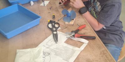 TECHNIKFERIEN – Tischlüfter bauen im Technikhaus Regen