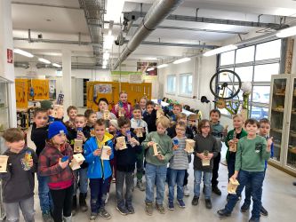 TECHNIKFERIEN - Baue deinen eigenen Süssigkeitsautomat im Technikhaus Deggendorf