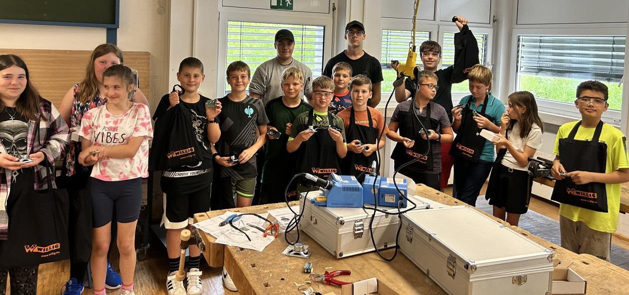 SET - SCHÜLER ENTDECKEN TECHNIK an der Mittelschule Hunderdorf