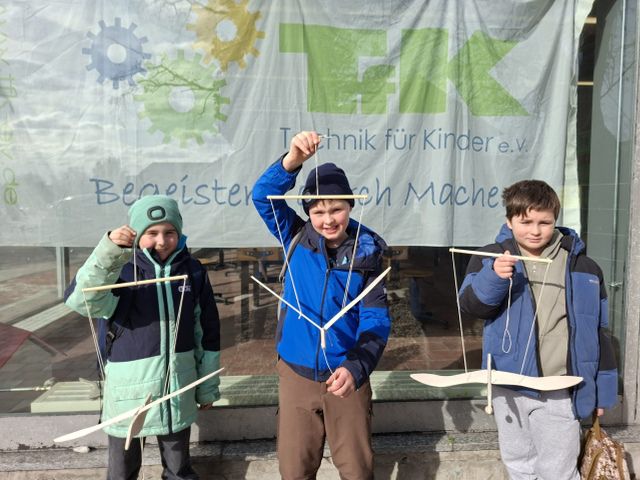 TECHNIKFERIEN im Technikhaus Dingolfing „Baue deine eigene Möwe“