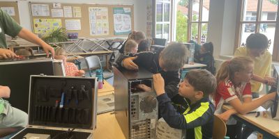 SET - SCHÜLER ENTDECKEN TECHNIK an der Grundschule Dietersburg