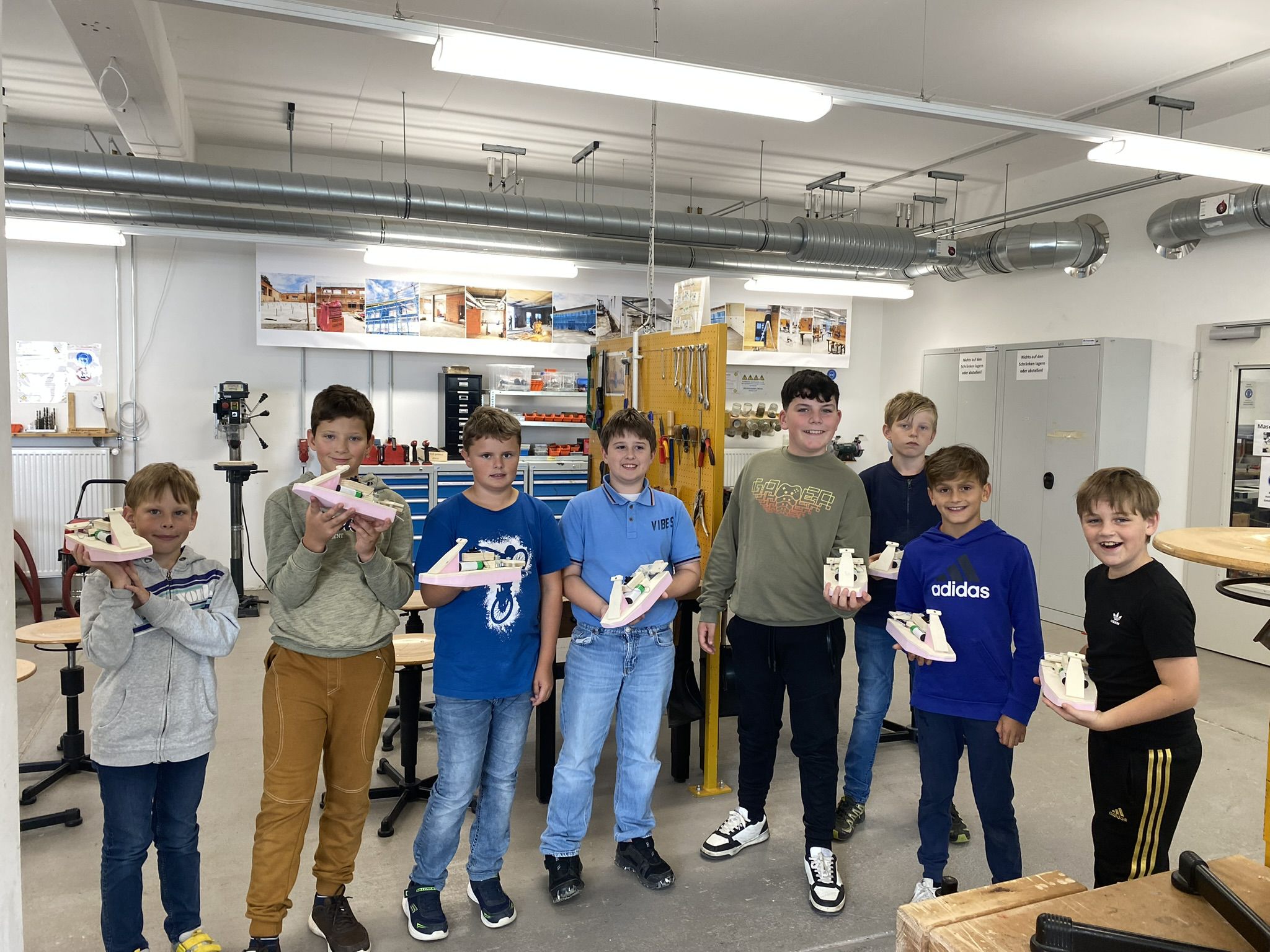 TECHNIKFERIEN im Technikhaus Deggendorf – „Baue dein eigenes Jet-Boot“