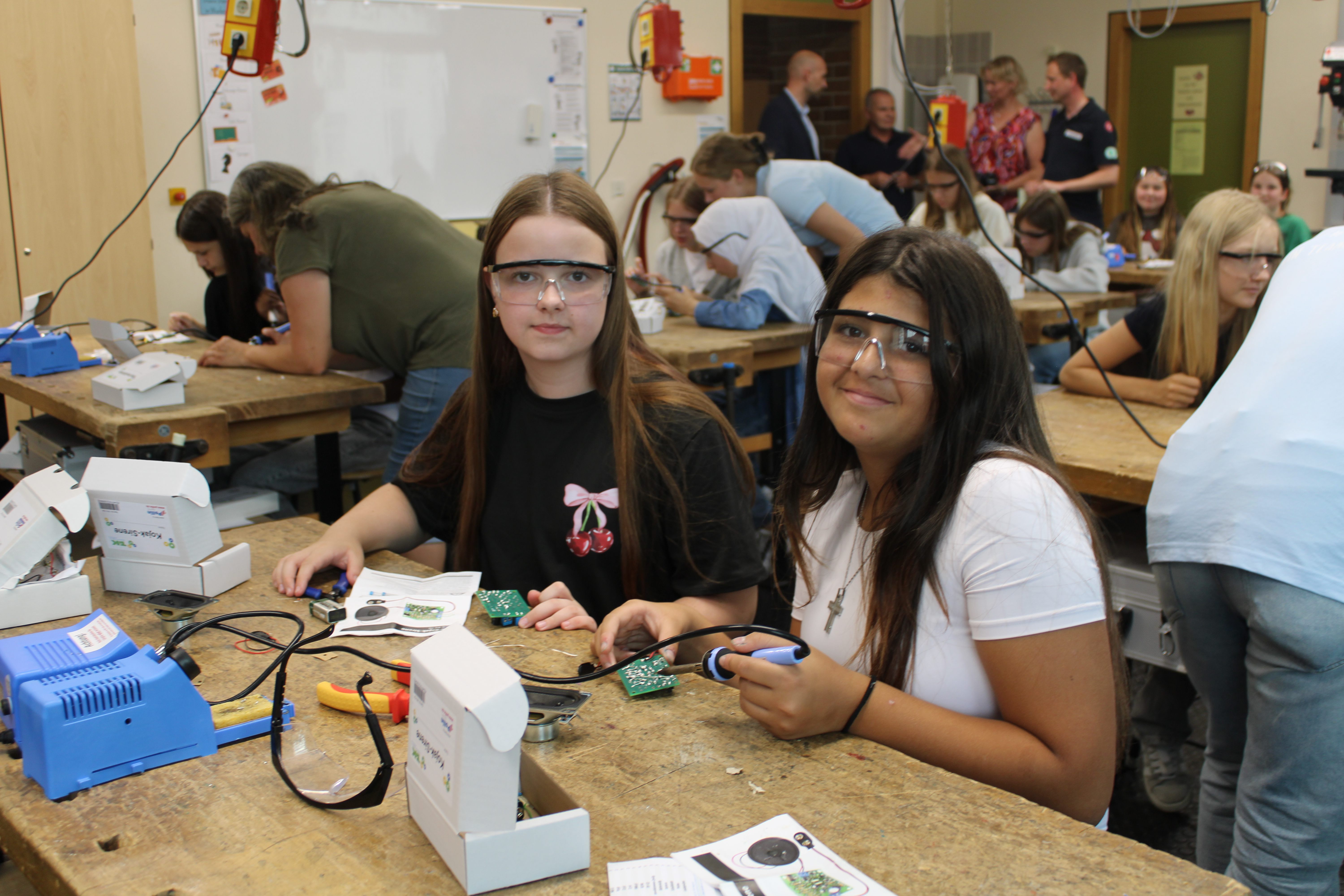 SET - SCHÜLER ENTDECKEN TECHNIK an der Mittelschule Schwarzenfeld