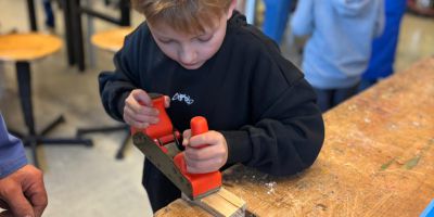 TECHNIKFERIEN – Nussknacker bauen im Technikhaus Straubing ✨🥜