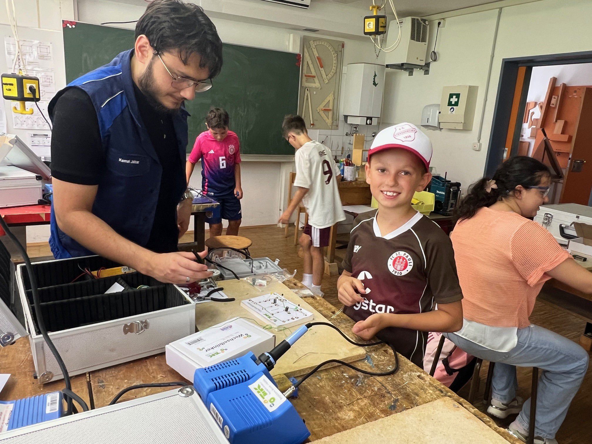 SET - SCHÜLER ENTDECKEN TECHNIK an der Grund- und Mittelschule Straßkirchen