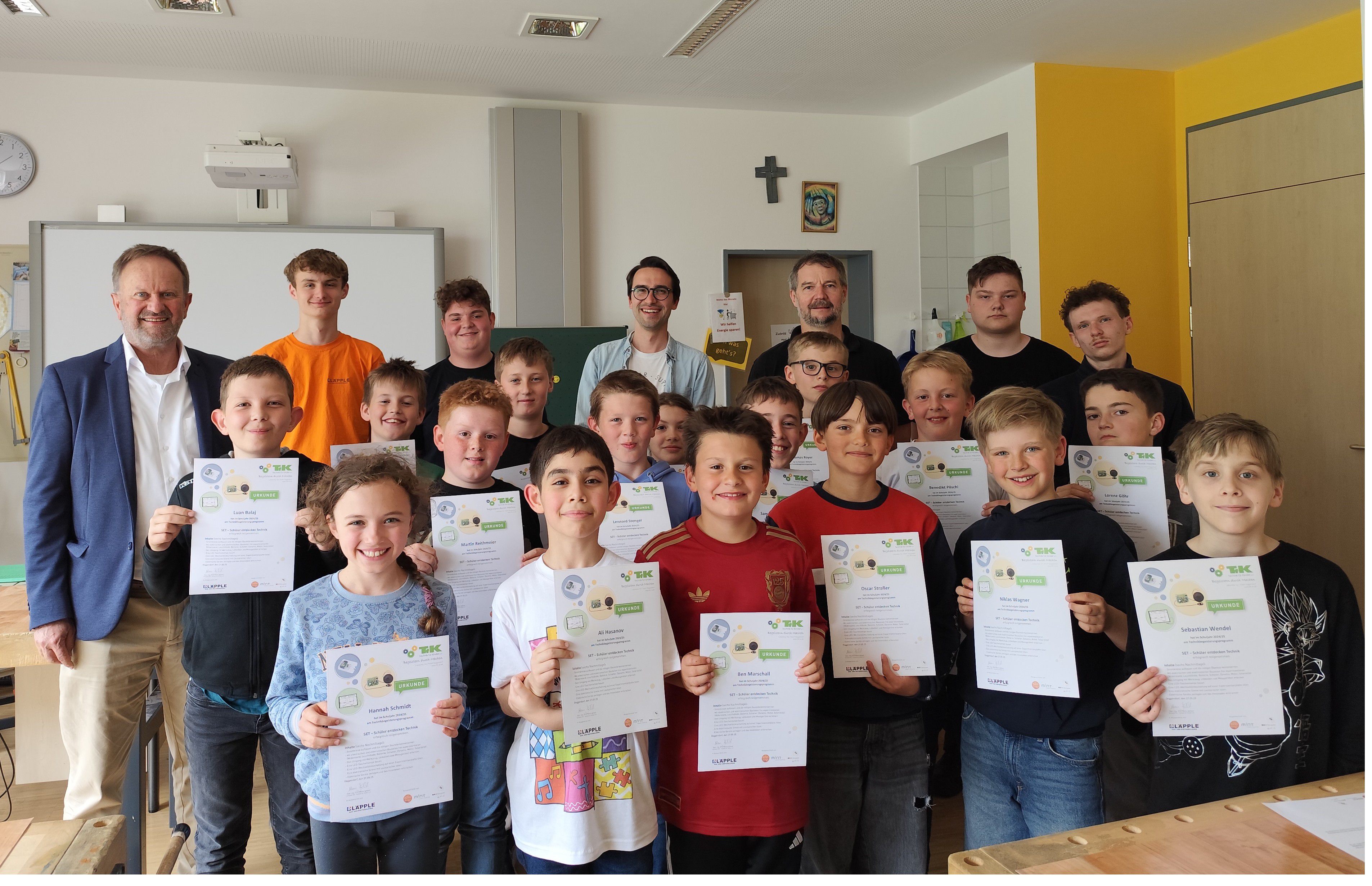 SET – SCHÜLER ENTDECKEN TECHNIK an der MAXIMILIAN-Grundschule Maxhütte-Haidhof