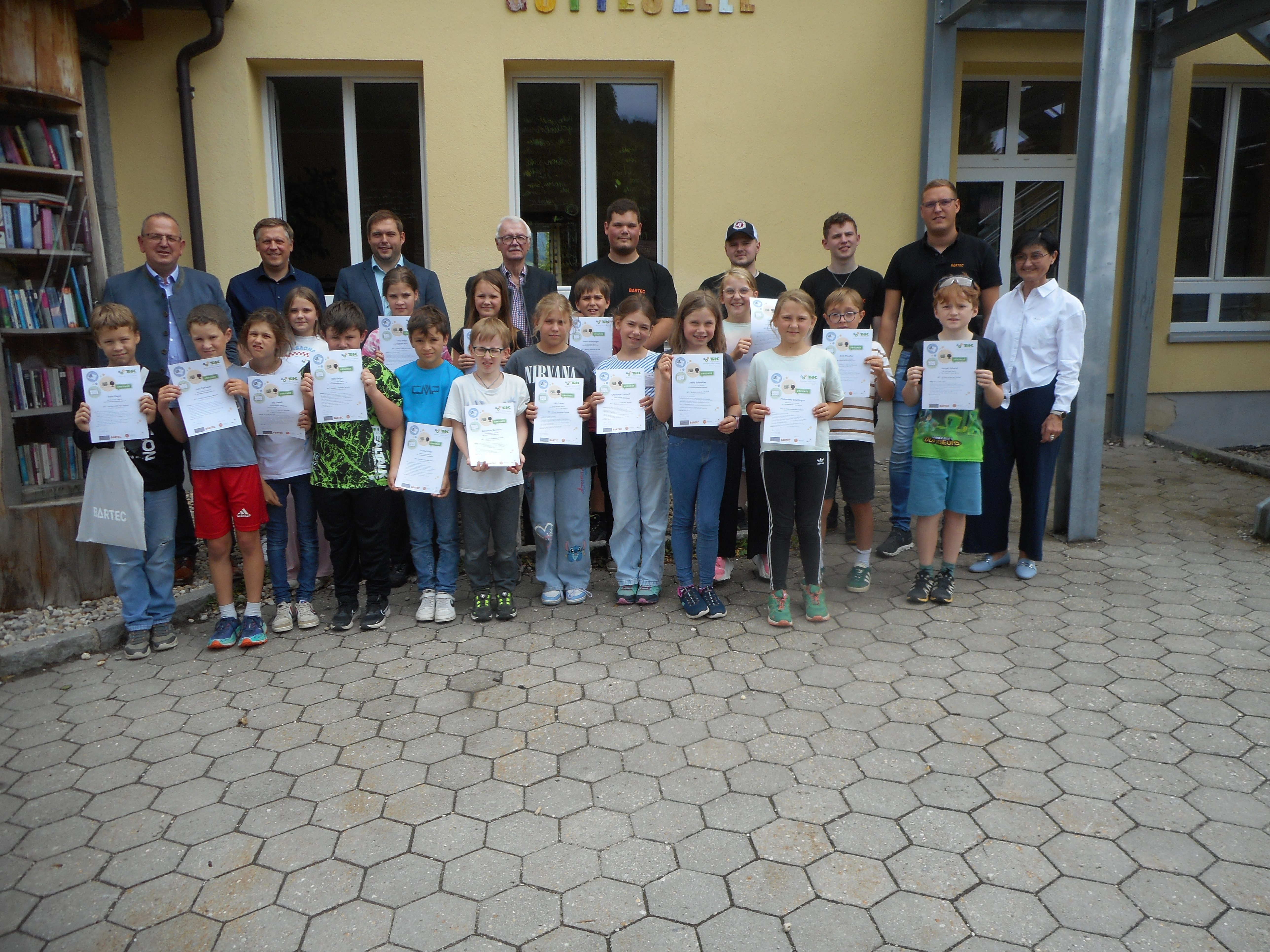 SET – SCHÜLER ENTDECKEN an der Grundschule Gotteszell