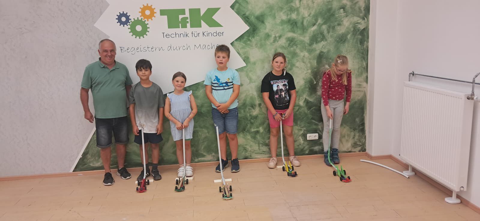 TECHNIKFERIENAKTION im Technikhaus Dingolfing - Baue deinen eigenen Pusteflitzer