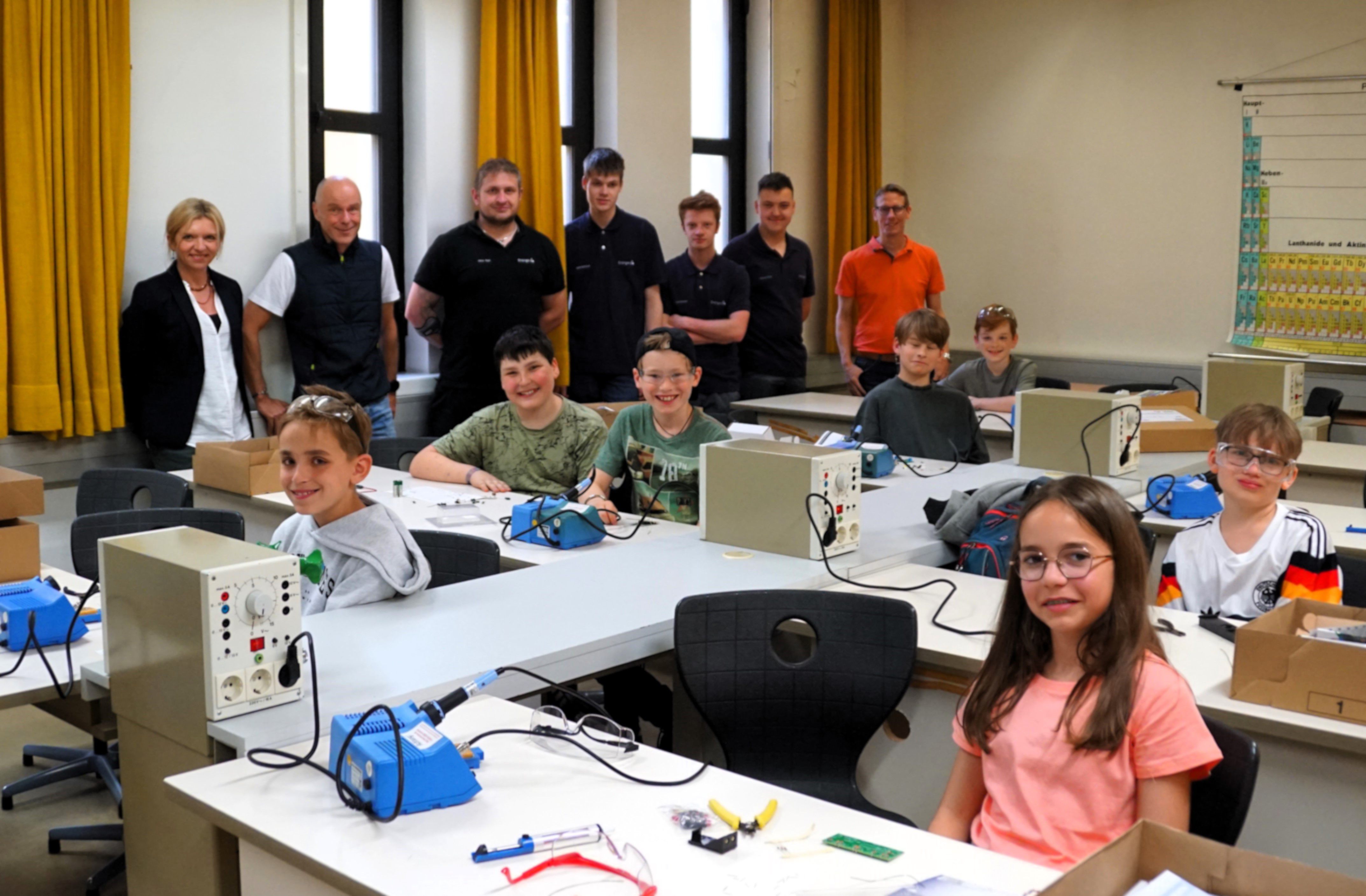 SET – SCHÜLER ENTDECKEN TECHNIK am Robert-Schuman-Gymnasium Cham