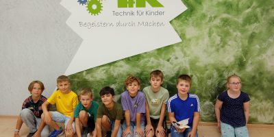 TECHNIKFERIEN IM TECHNIKHAUS DINGOLFING "Baue deine eigene Papier-Abschussrampe"